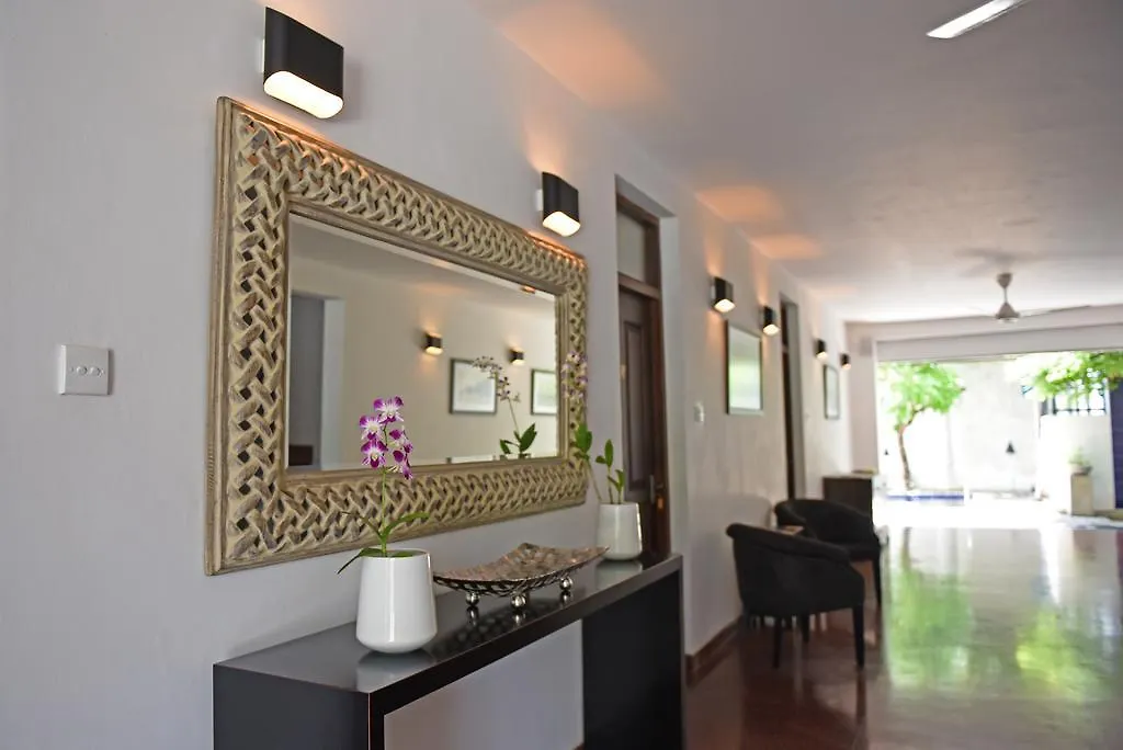 The Villa In Lavinia Dehiwala-Mount Lavinia Sri Lanka