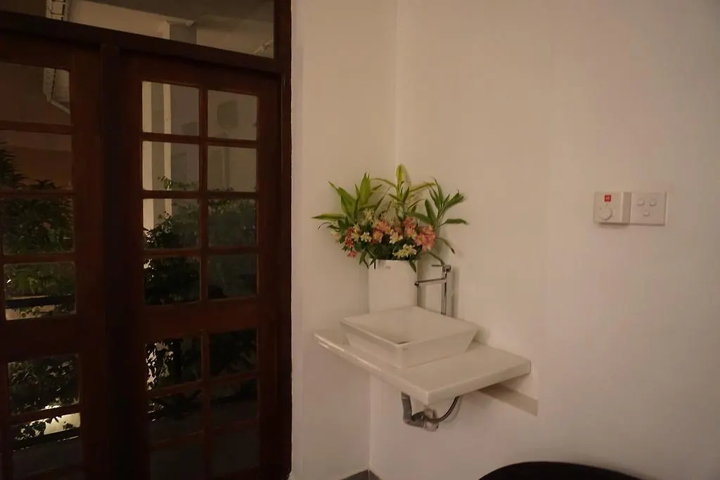 The Villa In Lavinia Dehiwala-Mount Lavinia 3*,